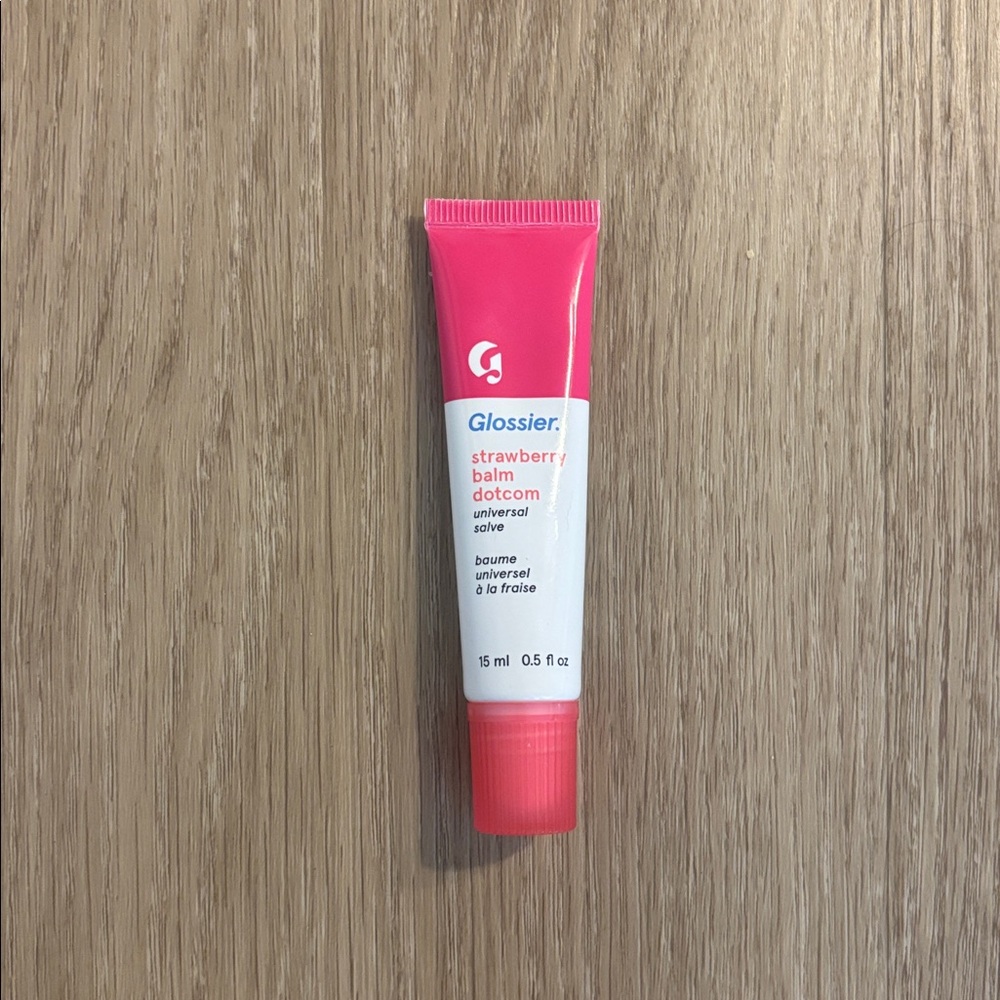 Glossier Strawberry Balm Dotcom Lip Balm - Pink/White